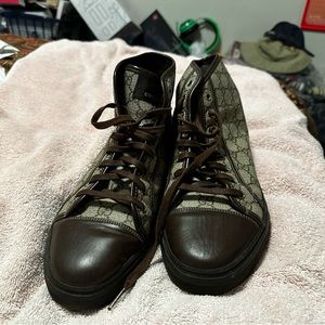 Gucci GG Supreme Canvas Hightop Men’s Sneakers